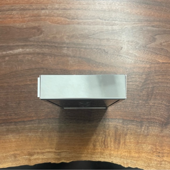 EUC TOM FORD DISPLAY NAME PLATE - Picture 3 of 6